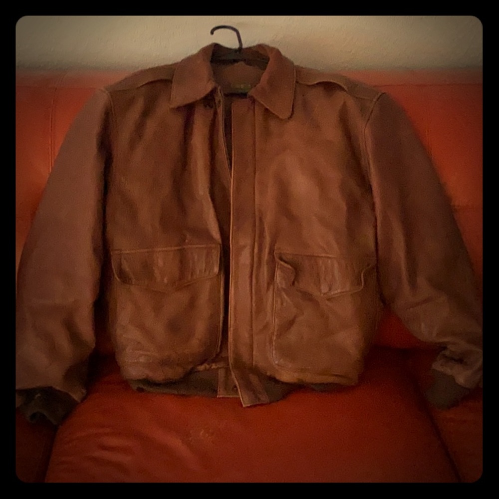Men’s leather jacket size medium